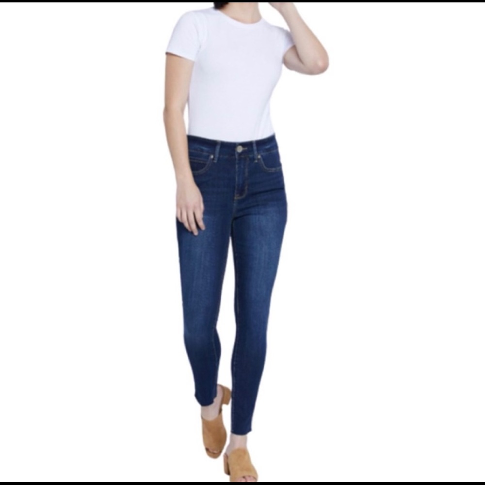 Seven7 Skinny Denim Jeans Size: 10